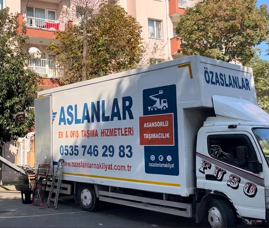 Özaslanlar Nakliyat kapalı kasalı taşıma aracı — İstanbul evden eve nakliyat